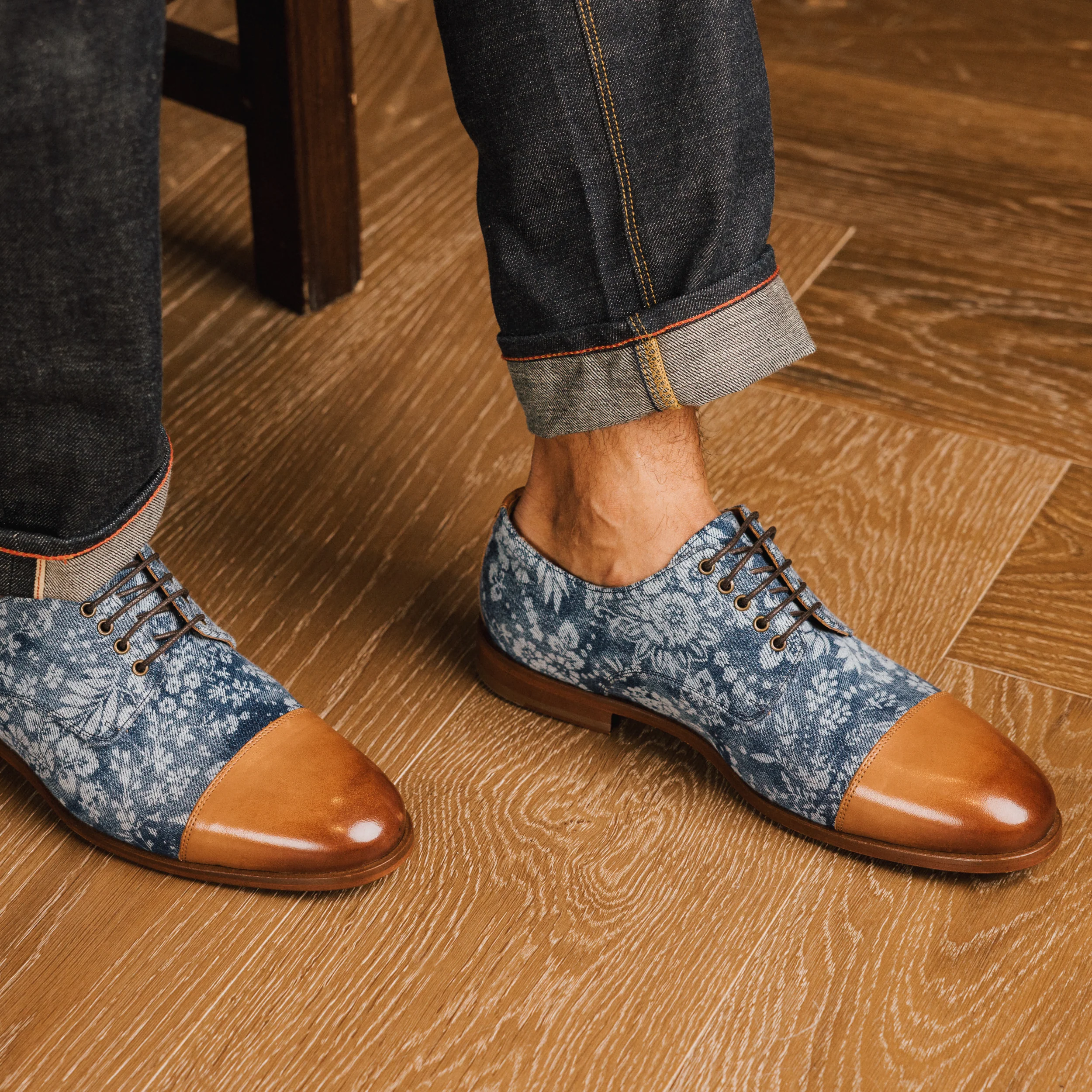 The Jack Oxford Shoe in Washed Denim Floral - Image 3